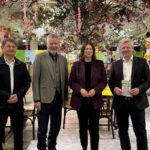 Frühlingsmarkt belebt leerstehendes Gebäude in Wiesbadens Fußgängerzone