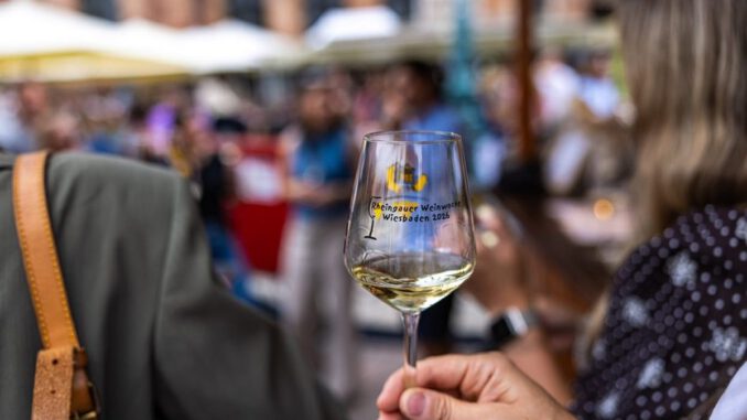 Rheingauer Weinwoche endet in Wiesbaden mit hoher Besucherzahl und neuen Formaten
