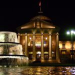 Wiesbaden: Drohnenshow am Kurhaus, Feuerwerksverbot und stärkere Kontrollen zum Jahreswechsel