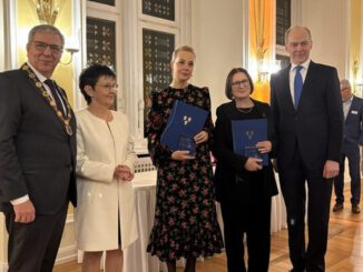 Wiesbaden ehrt Scherbakowa und Nawalnaja mit Ludwig-Beck-Preis; Bürgermutpreis für zwei Lebensretter