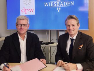 Wiesbaden vergibt Außenwerbung für 15 Jahre an DPW und erhält neue Fahrgastunterstände